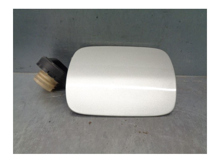 Recambio de tapa exterior combustible para lexus gs300 (jzs160) 3.0 24v cat referencia OEM IAM 7735030331  