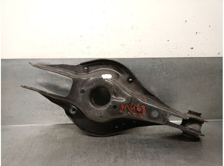 Recambio de brazo suspension inferior trasero derecho para bmw 1 (f20) 116 d referencia OEM IAM 33326792541 33326884694 