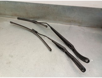 Recambio de brazo limpia delantero derecho para renault talisman (lp_) 1.5 dci 110 referencia OEM IAM 288864253R 288864253R 