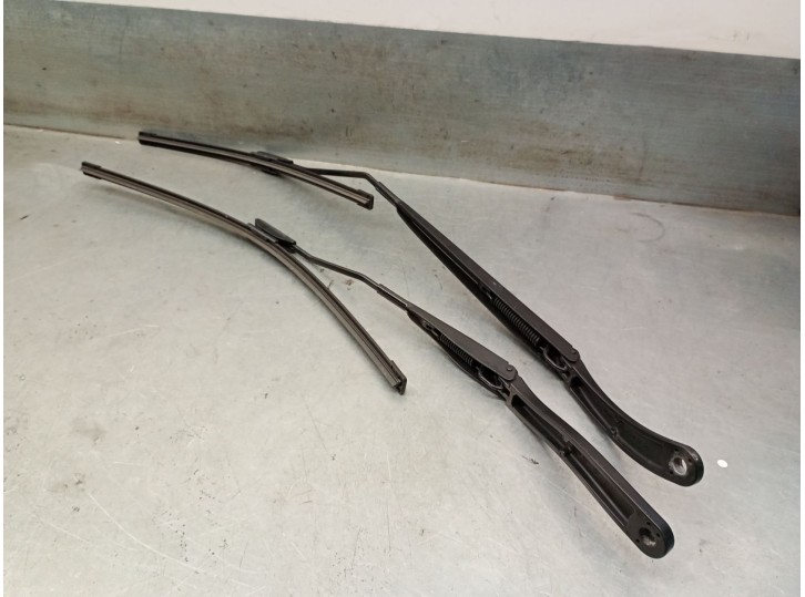 Recambio de brazo limpia delantero derecho para renault talisman (lp_) 1.5 dci 110 referencia OEM IAM 288864253R 288864253R 