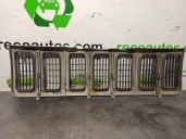 Recambio de rejilla delantera para jeep gr.cherokee (zj)/(z) 2.5 turbodiesel referencia OEM IAM 55055059  