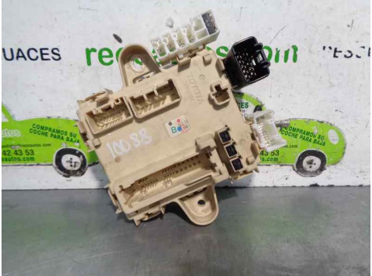 Recambio de caja reles / fusibles para lexus rx 300(mcu35) 3.0 v6 cat referencia OEM IAM CB0PV71  