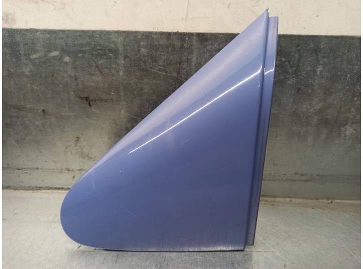 Recambio de molduras delanteras para mercedes-benz clase v (w638) 2.3 turbodiesel cat referencia OEM IAM 