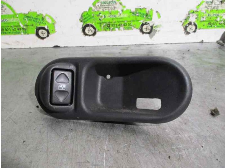 Recambio de mando elevalunas trasero derecho para land rover discovery 2.5 turbodiesel referencia OEM IAM AWR6052 