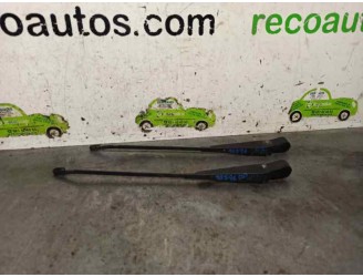 Recambio de brazo limpia delantero derecho para iveco daily caja abierta / volquete 2.8 tdi cat referencia OEM IAM   