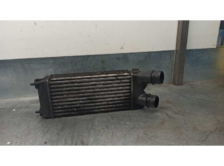 Recambio de intercooler para peugeot partner kasten 1.6 16v e-hdi fap referencia OEM IAM 9682434580 M133920G VALEO