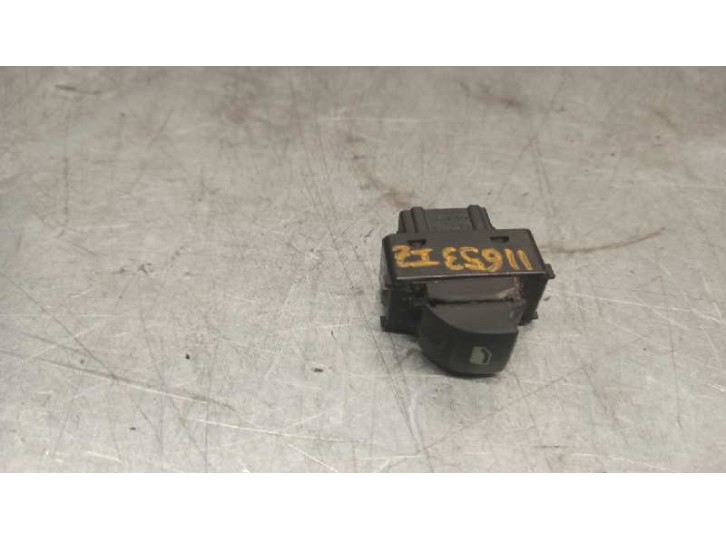 Replacement front left window regulator switch for Peugeot Partner Van 1.6 16V e-HDi FAP OEM IAM reference 9666955077 