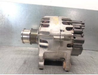 Recambio de alternador para seat ibiza (kj1) fr referencia OEM IAM 04E903015 2715542C VALEO