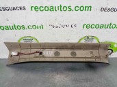 Recambio de molduras traseras para lexus rx 300(mcu35) 3.0 v6 cat referencia OEM IAM 6794048020 6794048010 