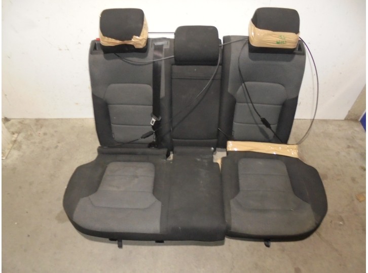 Recambio de asientos traseros para volkswagen passat variant (365) 2.0 tdi referencia OEM IAM 3AF885504AL TELA NEGRA Y GRIS 5 PU