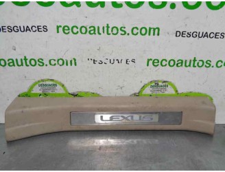 Recambio de molduras traseras para lexus rx 300(mcu35) 3.0 v6 cat referencia OEM IAM 6793048020 6791748030 