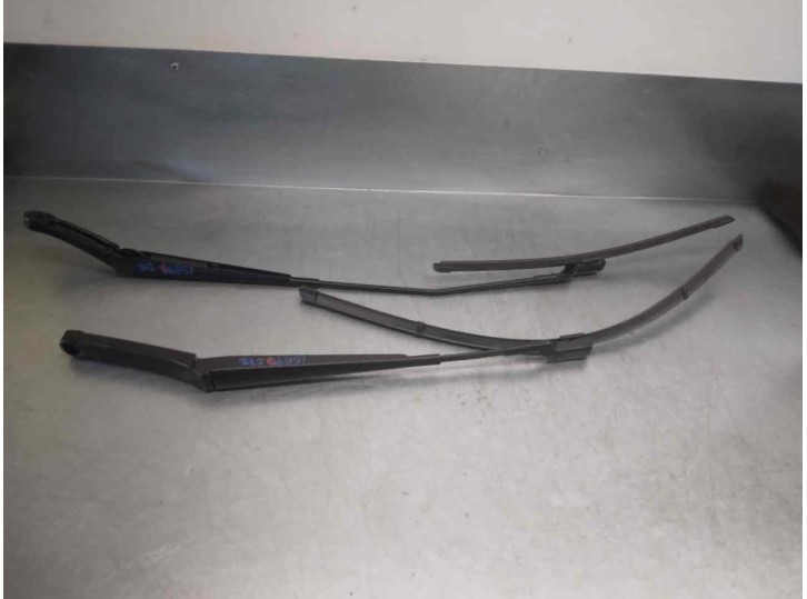 Recambio de brazo limpia delantero derecho para seat ibiza (kj1) fr referencia OEM IAM 6F1955409VZ1 6F1955410VZ1 