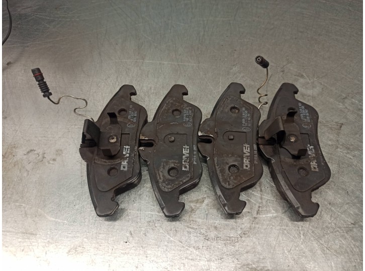 Recambio de pastillas de freno para mercedes-benz clase v (w638) 2.3 turbodiesel cat referencia OEM IAM   