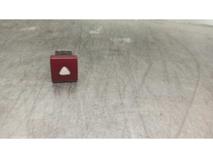 Recambio de warning para peugeot partner kasten 1.6 16v e-hdi fap referencia OEM IAM 96583113KR 