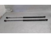 Replacement tailgate / boot lid struts for Nissan Almera (N16/E) 2.2 DCi diesel CAT OEM IAM reference 90450BM400 