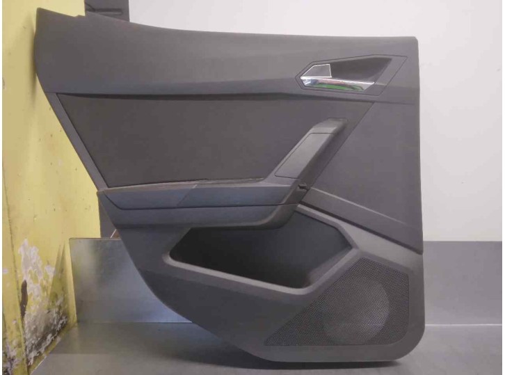 Recambio de guarnecido puerta trasera izquierda para seat ibiza (kj1) fr referencia OEM IAM 6F0867211E 6F0867211C 