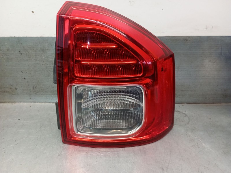 Recambio de piloto trasero derecho para jeep compass (mk49) 2.2 crd 4x4 referencia OEM IAM 5182544AD 5182544AD 