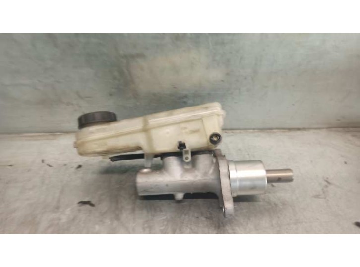 Recambio de bomba freno para mitsubishi colt berlina 3 (cz) 1.1 cat referencia OEM IAM 32067272D  