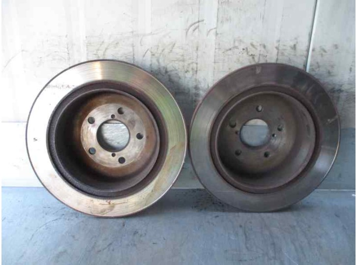 Recambio de disco freno trasero para subaru legacy familiar/outback b13 (bp) 3.0 cat referencia OEM IAM 