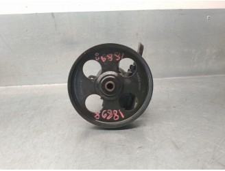 Replacement power steering pump for Peugeot 306 Saloon 3/5 doors (S1) 1.8 CAT OEM IAM reference 96088711080 7849701 