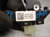 Replacement rear left window regulator switch for Kia Stonic (YB) 1.0 T-GDi OEM IAM reference 93580H8000 