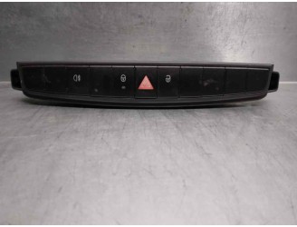 Replacement warning switch for Smart Forfour 1.5 CDI CAT OEM IAM reference A4548202310 MN900321 