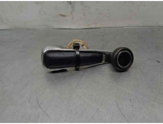 Recambio de maneta interior trasera derecha para mercedes-benz clase e (w114/w115) berlina 240 d referencia OEM IAM 1087660611 