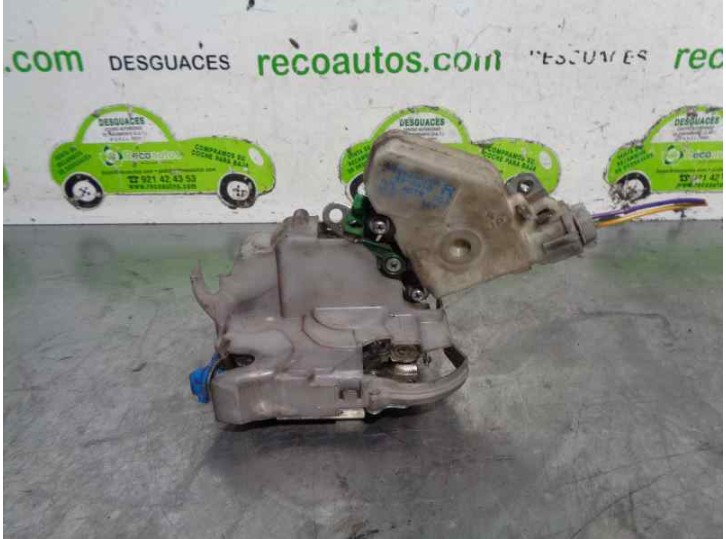 Recambio de cerradura puerta delantera derecha para renault maxity 2.5 diesel referencia OEM IAM 80552AA20A 2 PINES 2 PUERTAS