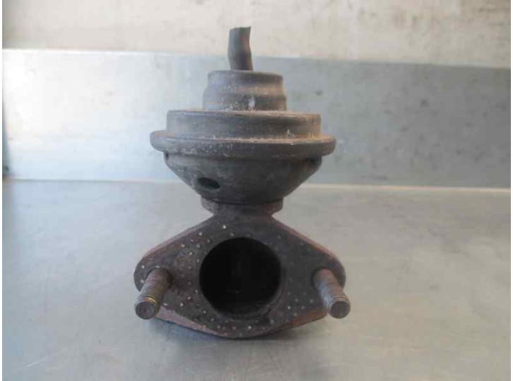 Recambio de valvula egr para kia carnival 2.9 turbodiesel cat referencia OEM IAM 0K55120300A 