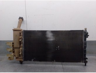 Recambio de radiador agua para fiat punto berlina (188) 1.2 16v cat referencia OEM IAM 46827081 46827082 VALEO