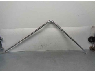 Recambio de molduras traseras para mercedes-benz clase e (w114/w115) berlina 240 d referencia OEM IAM   