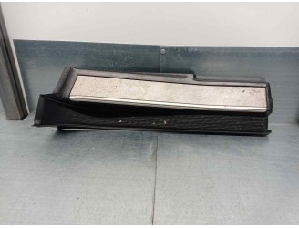 Recambio de estribos laterales para mercedes-benz clase s (w140) berlina 3.2 24v cat referencia OEM IAM 1406800435  