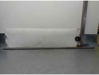 Recambio de molduras traseras para mercedes-benz clase e (w114/w115) berlina 240 d referencia OEM IAM   