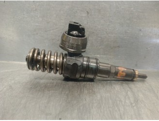 Recambio de inyector para volkswagen touran (1t2) 2.0 tdi referencia OEM IAM 038130073AR 0414720214 BOSCH