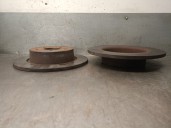 Recambio de disco freno trasero para ford transit connect 1.6 tdci cat referencia OEM IAM AV612A315AA AV612A315AA 