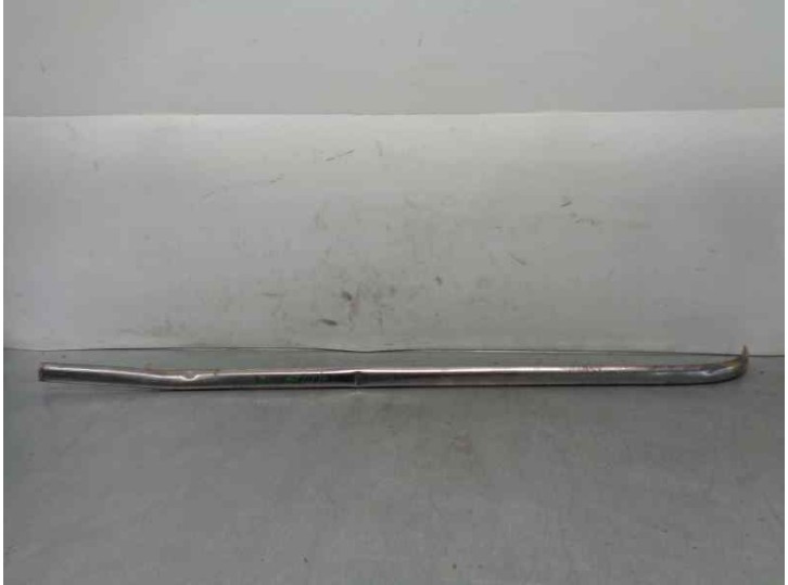 Recambio de molduras traseras para mercedes-benz clase e (w114/w115) berlina 240 d referencia OEM IAM   