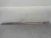 Recambio de molduras traseras para mercedes-benz clase e (w114/w115) berlina 240 d referencia OEM IAM 