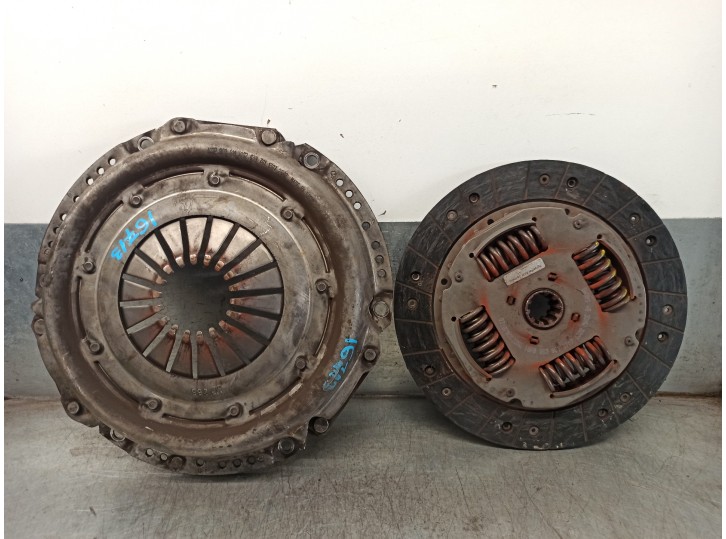 Recambio de kit embrague para jeep gr.cherokee (zj)/(z) 2.5 turbodiesel referencia OEM IAM 4864835 30826391307 SACHS