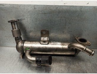 Recambio de enfriador egr para hyundai i30 1.6 crdi cat referencia OEM IAM 284162A700 