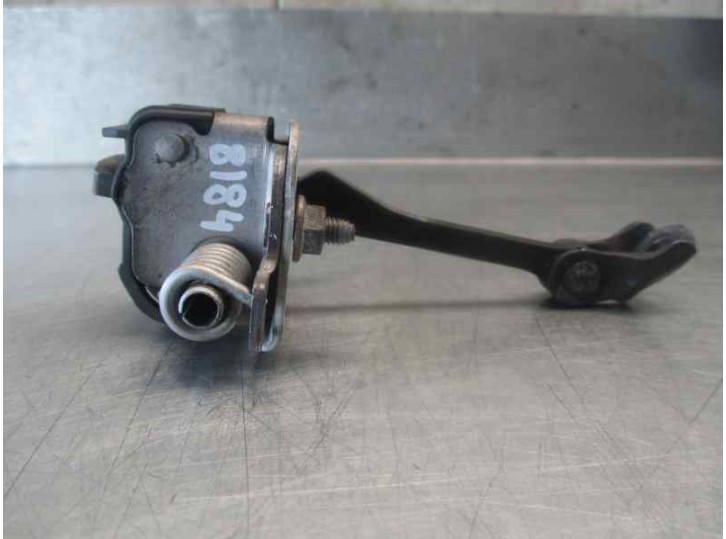 Recambio de retenedor puerta para citroën berlingo cuadro 1.6 16v hdi referencia OEM IAM 9681466280  