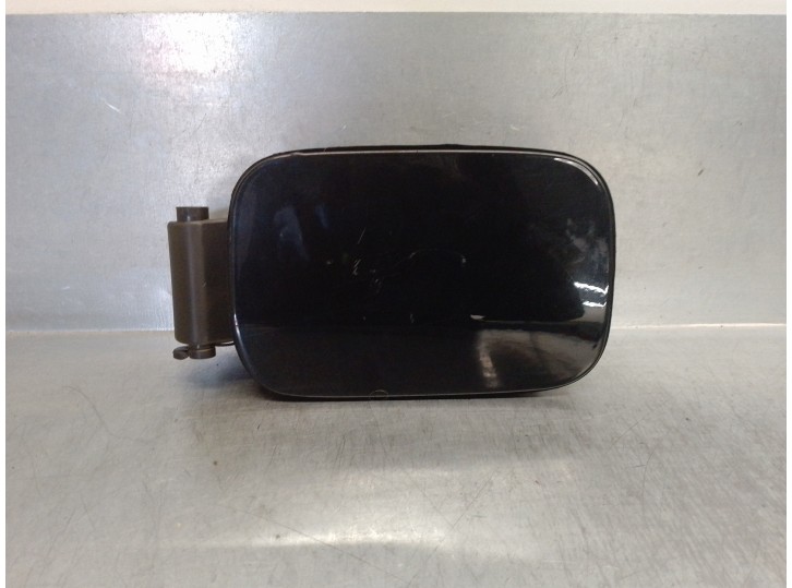 Recambio de tapa exterior combustible para piaggio (vespa) liberty referencia OEM IAM 3438033 