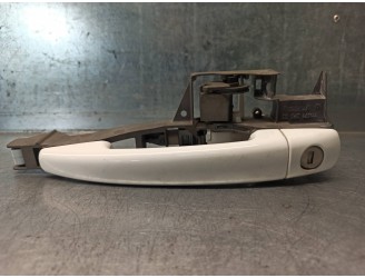 Recambio de maneta exterior delantera izquierda para peugeot 5008 active referencia OEM IAM 9684560080  5 PUERTAS