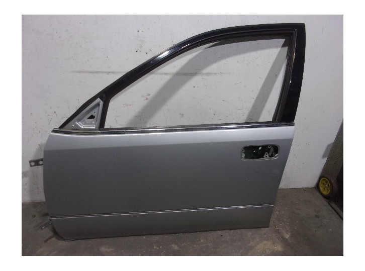 Replacement front left door for Toyota Lexus GS 300 (JZS160) 3.0 24V CAT OEM IAM reference 6700230870 GREY 4 DOOR