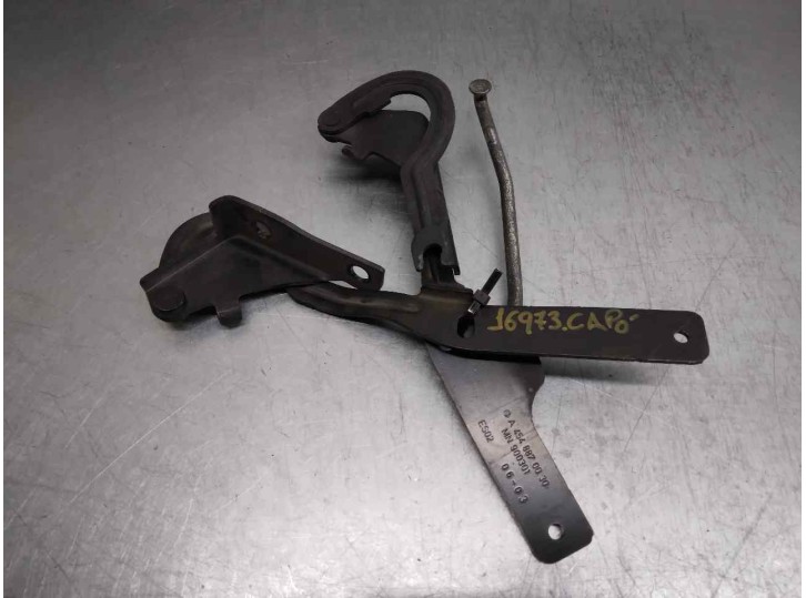 Recambio de bisagra capot para smart forfour 1.5 cdi cat referencia OEM IAM A4548800028 A4548870030 