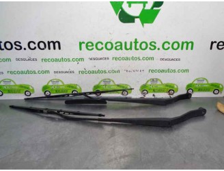 Recambio de brazo limpia delantero derecho para tata safari 3.0 referencia OEM IAM 