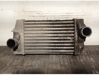Recambio de intercooler para chrysler voyager (rg) 2.5 crd cat referencia OEM IAM 05072261AA 868503A VALEO