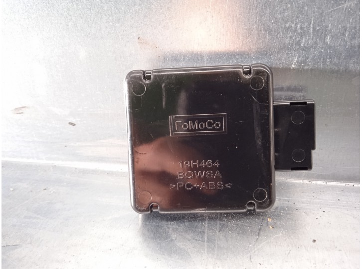 Recambio de antena para ford transit courier ambiente referencia OEM IAM DE8T19H463DC  6 PINES