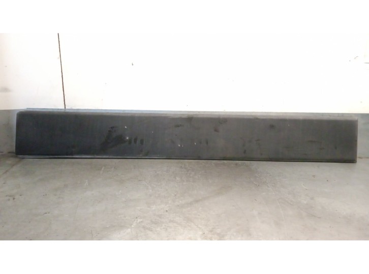 Recambio de moldura para fiat ducato furgoneta (250_) 130 multijet 2,3 d referencia OEM IAM 1306606070 735422921 