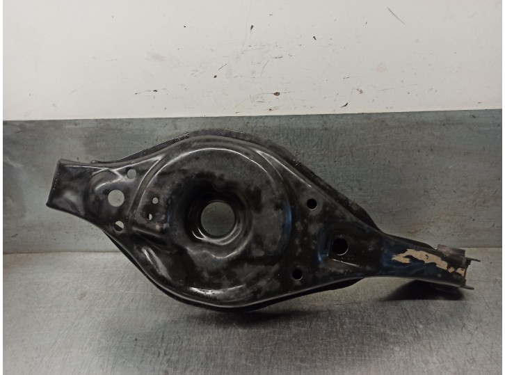 Recambio de brazo suspension inferior trasero derecho para nissan altima referencia OEM IAM 551B03Z000  