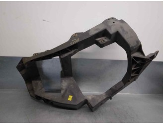 Recambio de soporte faro izquierdo para smart forfour 1.5 cdi cat referencia OEM IAM A4546200901  